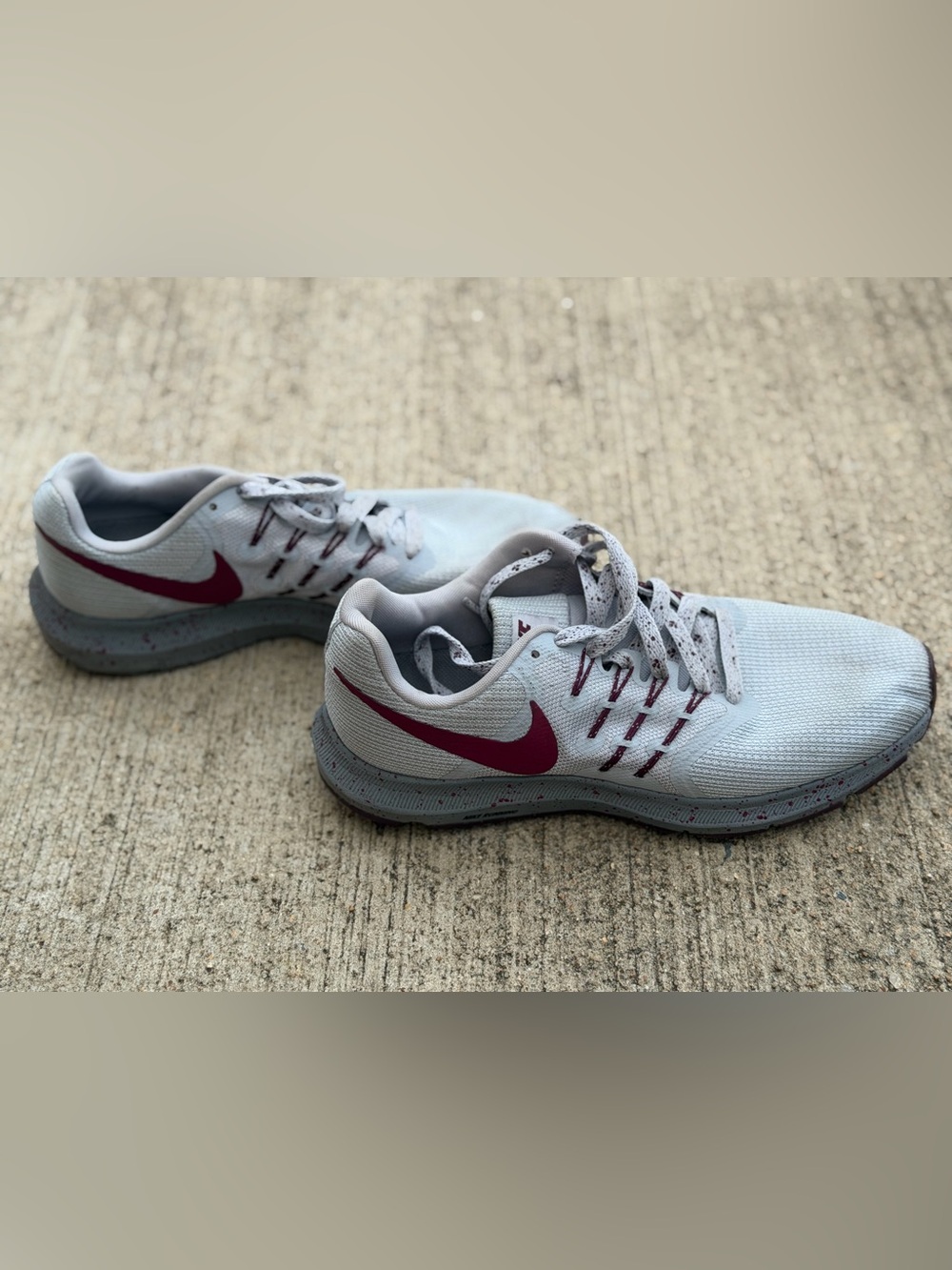 Nike Men’s Running Shoes Size 9.5